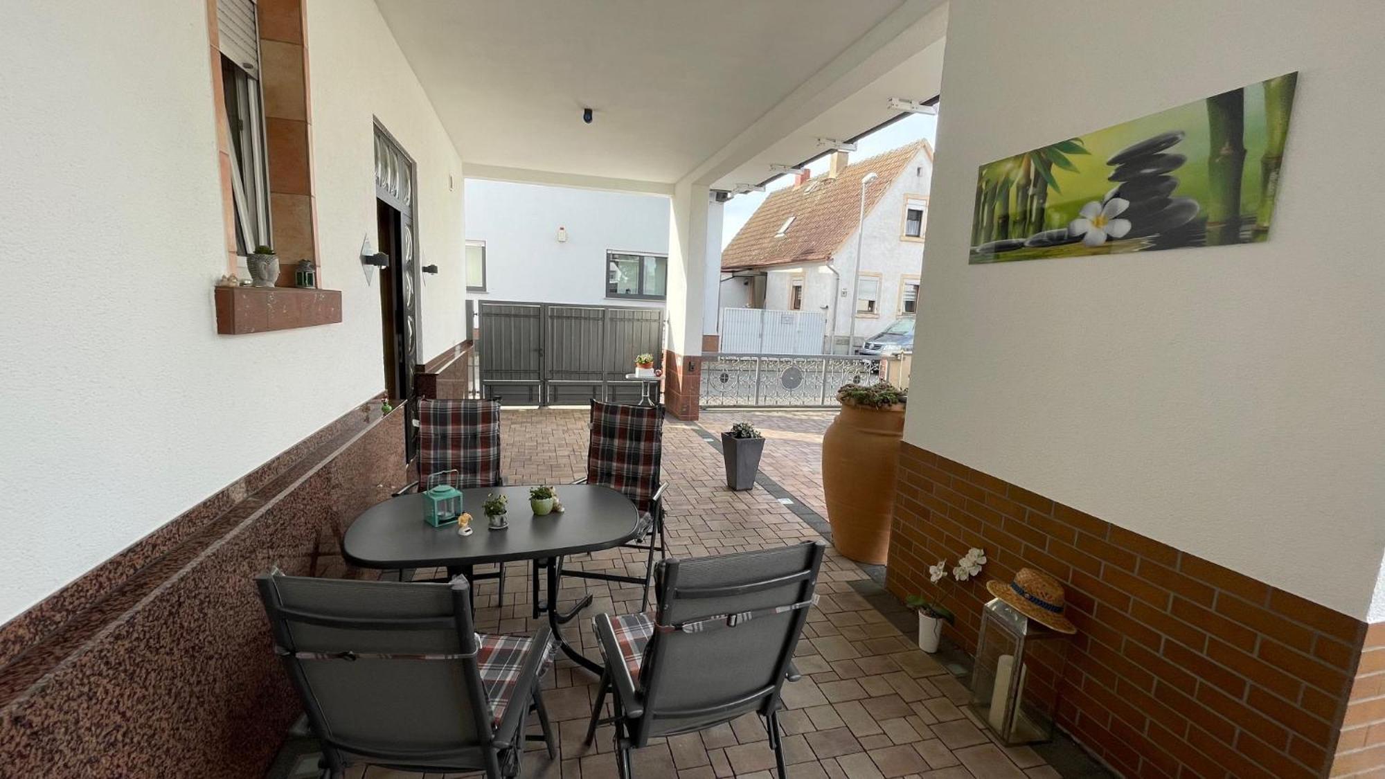 Ferienwohnung -Isola Madre Biebesheim am Rhein Exterior foto