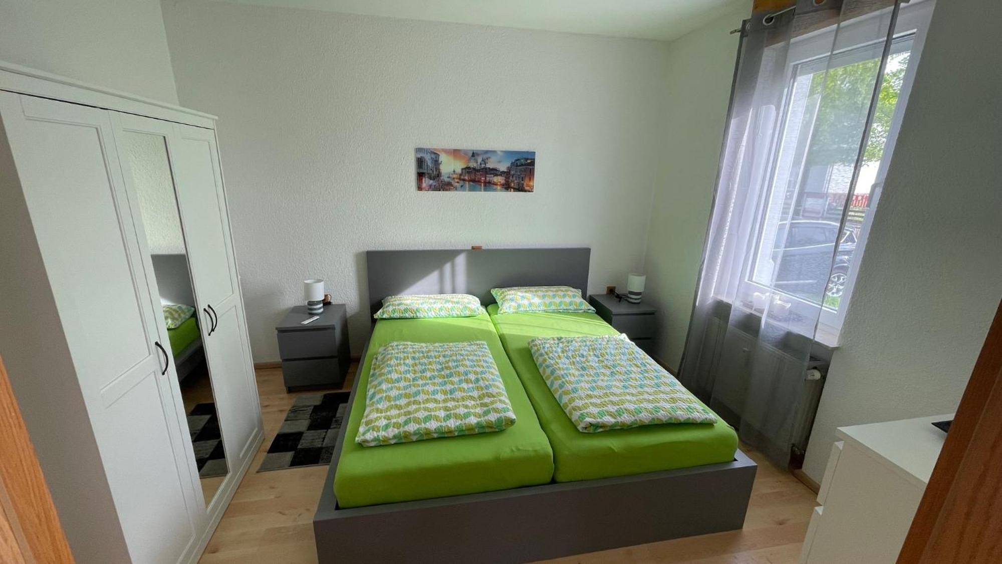 Ferienwohnung -Isola Madre Biebesheim am Rhein Exterior foto